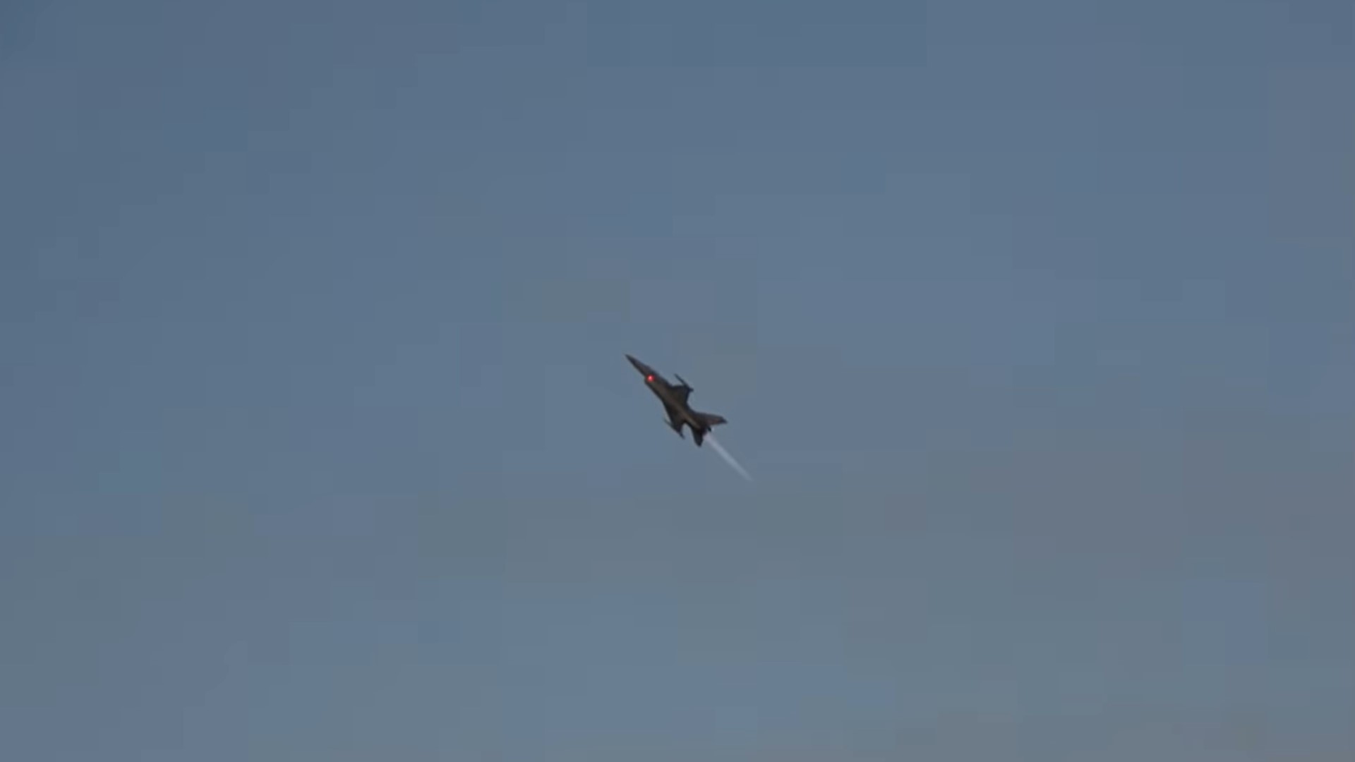 F-16 runął w Radomiu. Wstrząsająca relacja świadka