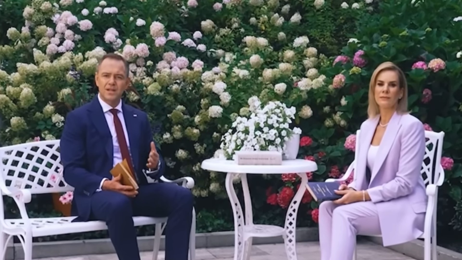 Marta Nawrocka zachwyciła stylizacją. Para prezydencka na rozpoczęciu roku szkolnego zrobiła furorę