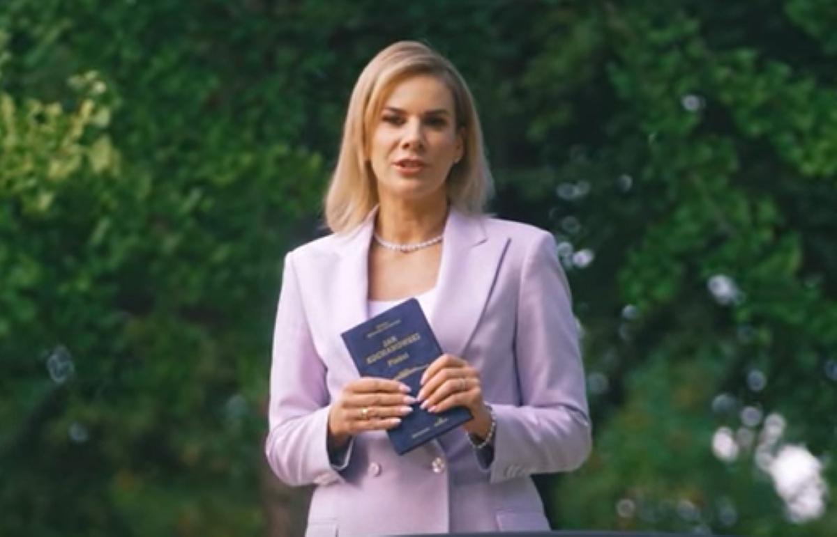 Ekspertka przyjrzała się strojowi Marty Nawrockiej. Zdradziła, co chciała ukryć pierwsza dama