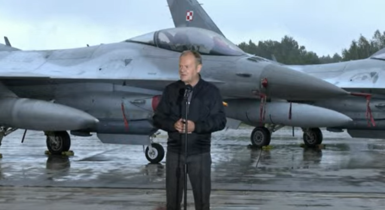 Donald Tusk ostrzega przed rosyjską dezinformacją. Mówi o działaniu na szkodę państwa