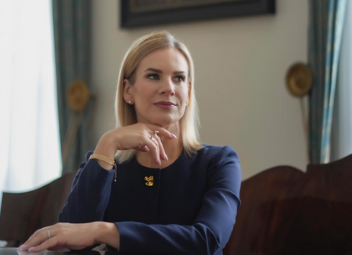 Przyłapali Martę Nawrocką na zakupach. To miała na sobie pierwsza dama