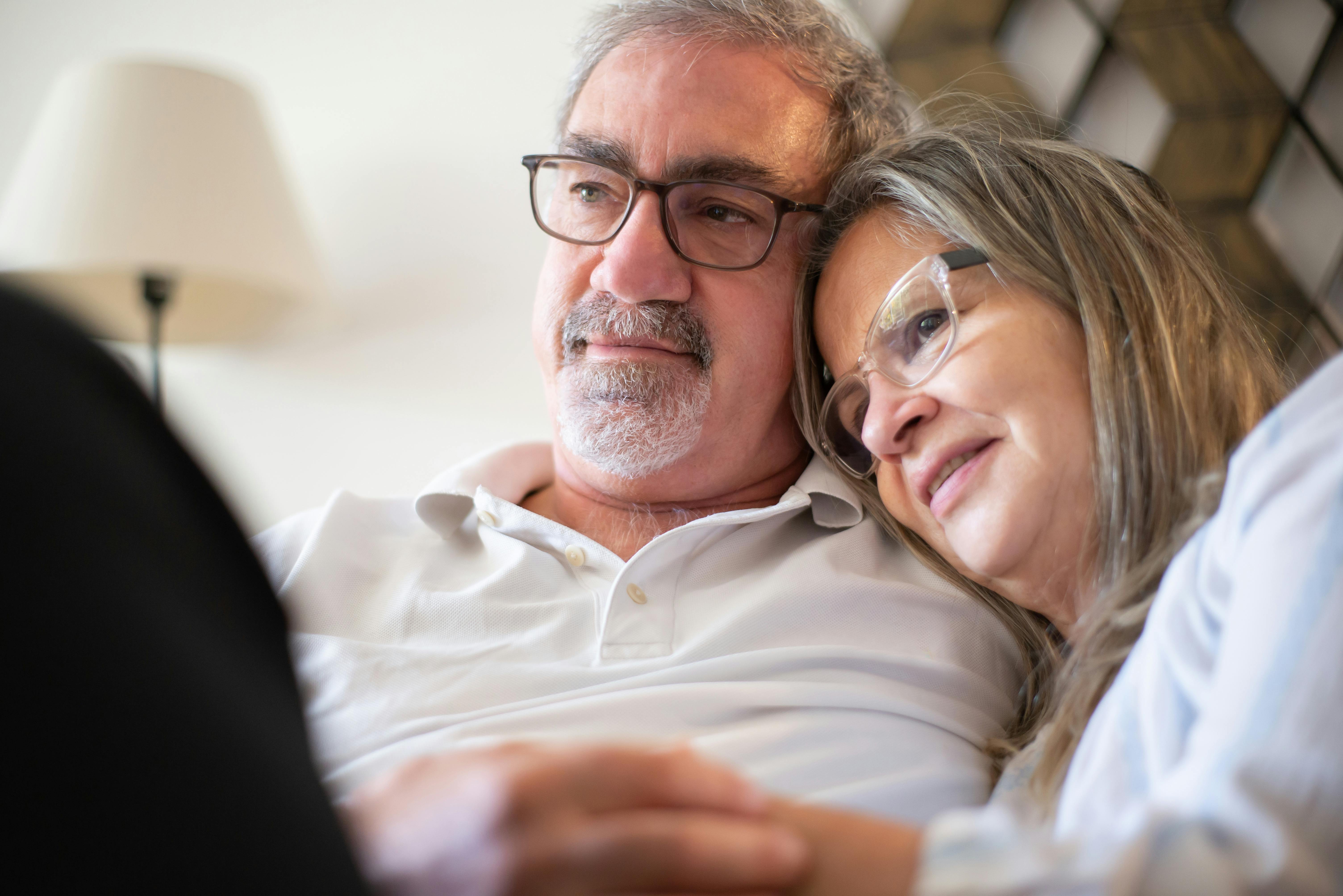 Z życia wzięte. "Przez trzy dekady żyłam w kłamstwie": On mnie zdradzał. Przygotowałam chłodną zemstę, a on teraz klęczy i błaga o przebaczeniec