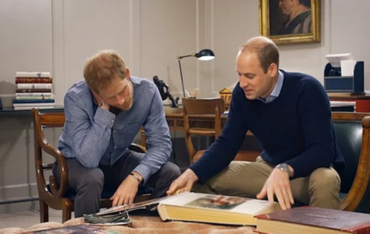 Chodził z księciem Williamem i Harrym do szkoły. Zdradził, jacy naprawdę są synowie króla Karola III