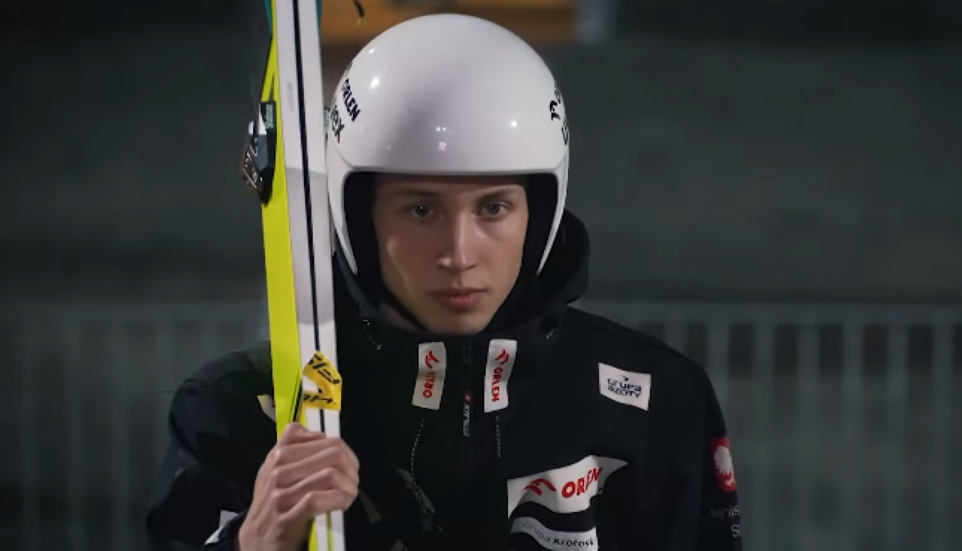 Kacper Tomasiak dopiero 28. na dużej skoczni. Zadyszka młodego Polaka