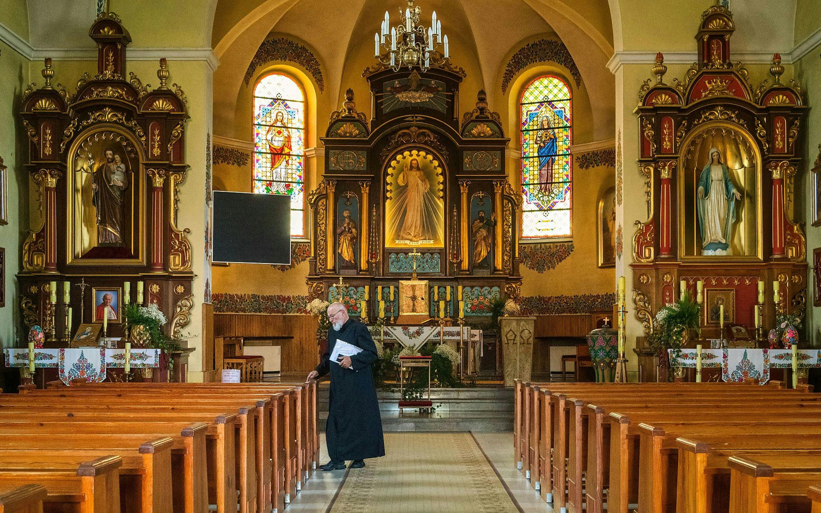 Tych rzeczy nie powinno się robić w niedzielę. Kościół mówi wprost o grzechu ciężkim