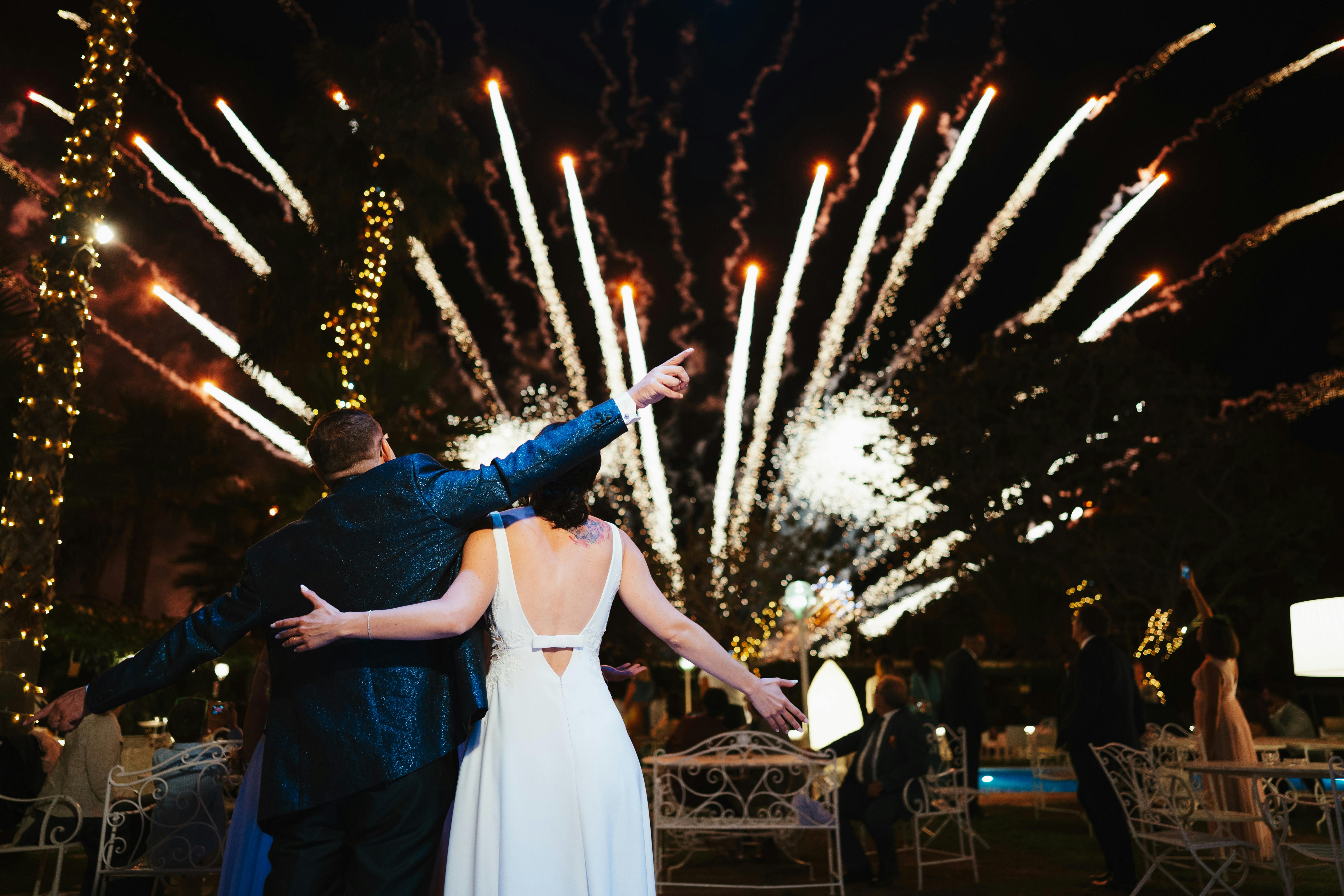 Z życia wzięte. "Moja najlepsza przyjaciółka przyszła na mój ślub w białej sukience": Twierdziła, iż to żaden problem