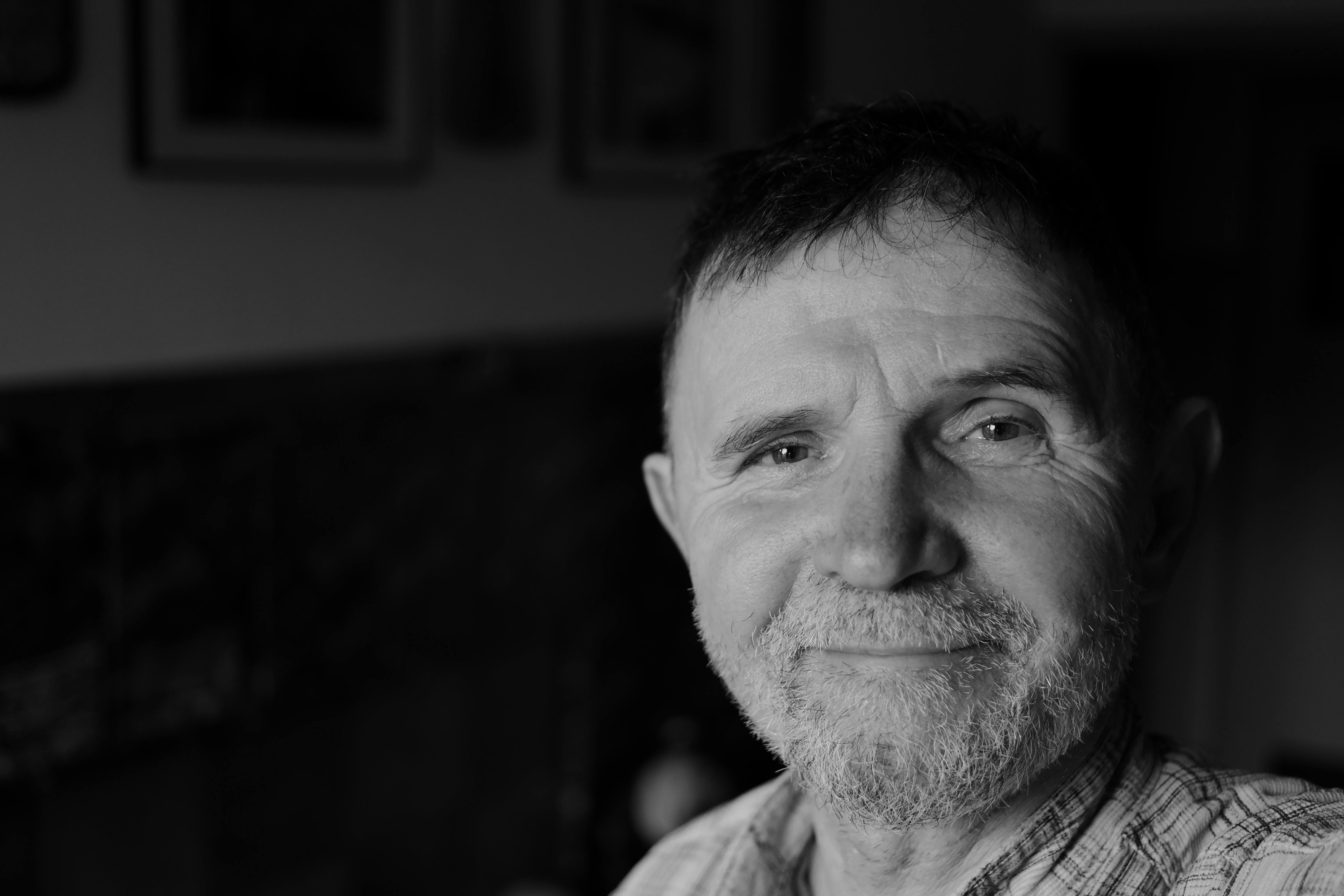 Z życia wzięte. "Wychowywałem go jak własne dziecko": Po 45 latach poznałem prawdę o jego pochodzeniu
