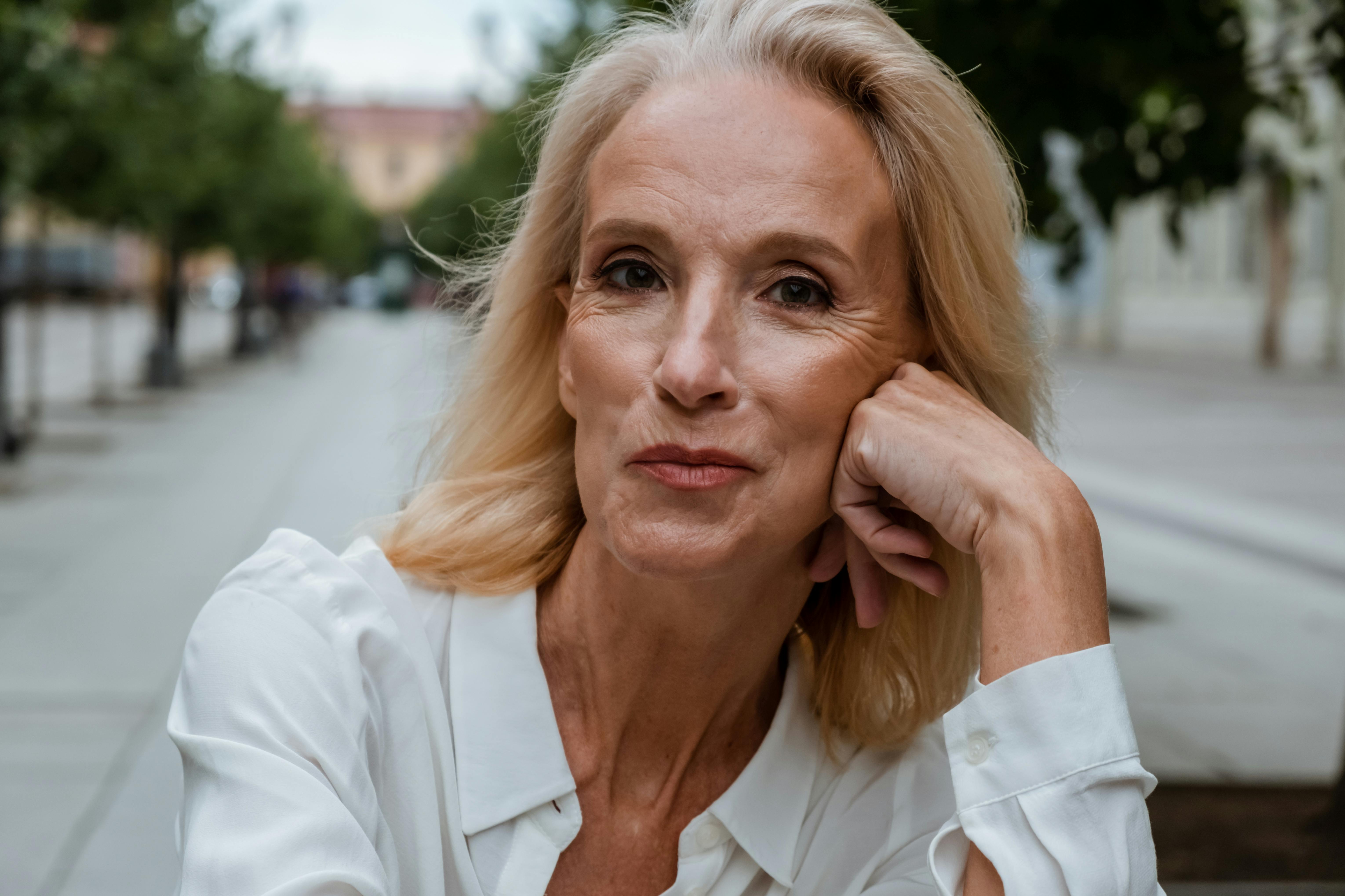 Z życia wzięte. "Mąż ostrzegał, iż źle wychowujemy syna": Teraz zostałam sama i czekam na telefon