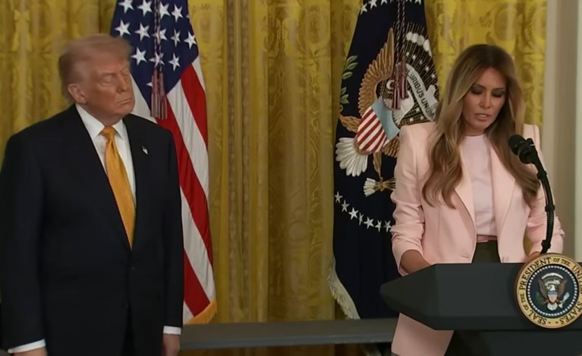 Melania i Donald Trump znów na językach. Poszło o ten gest