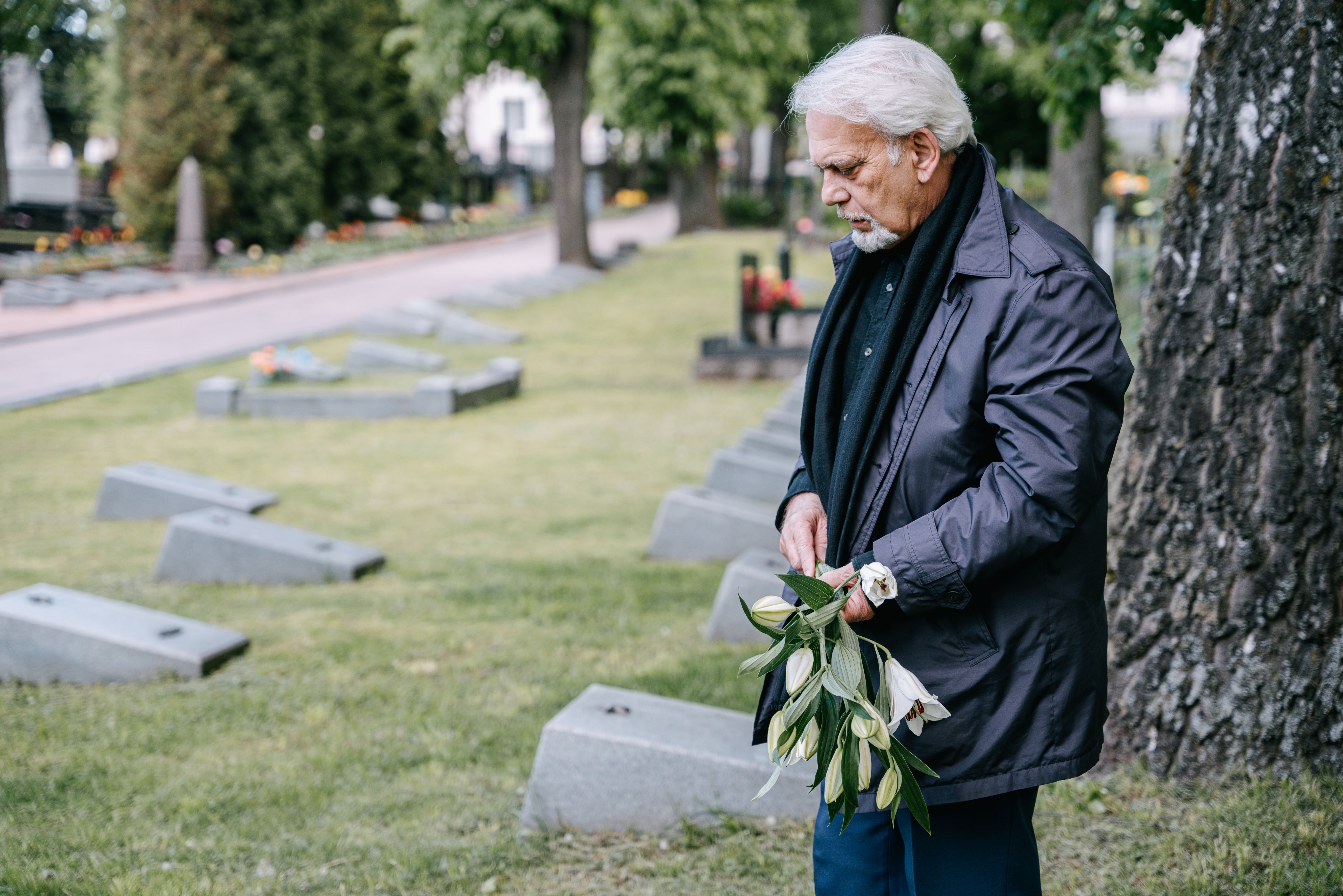 Z życia wzięte. "Po odejściu żony byłem wrakiem człowieka": Własne dzieci dobiły mnie, gdy zaczęły dzielić moje życie jak spadek
