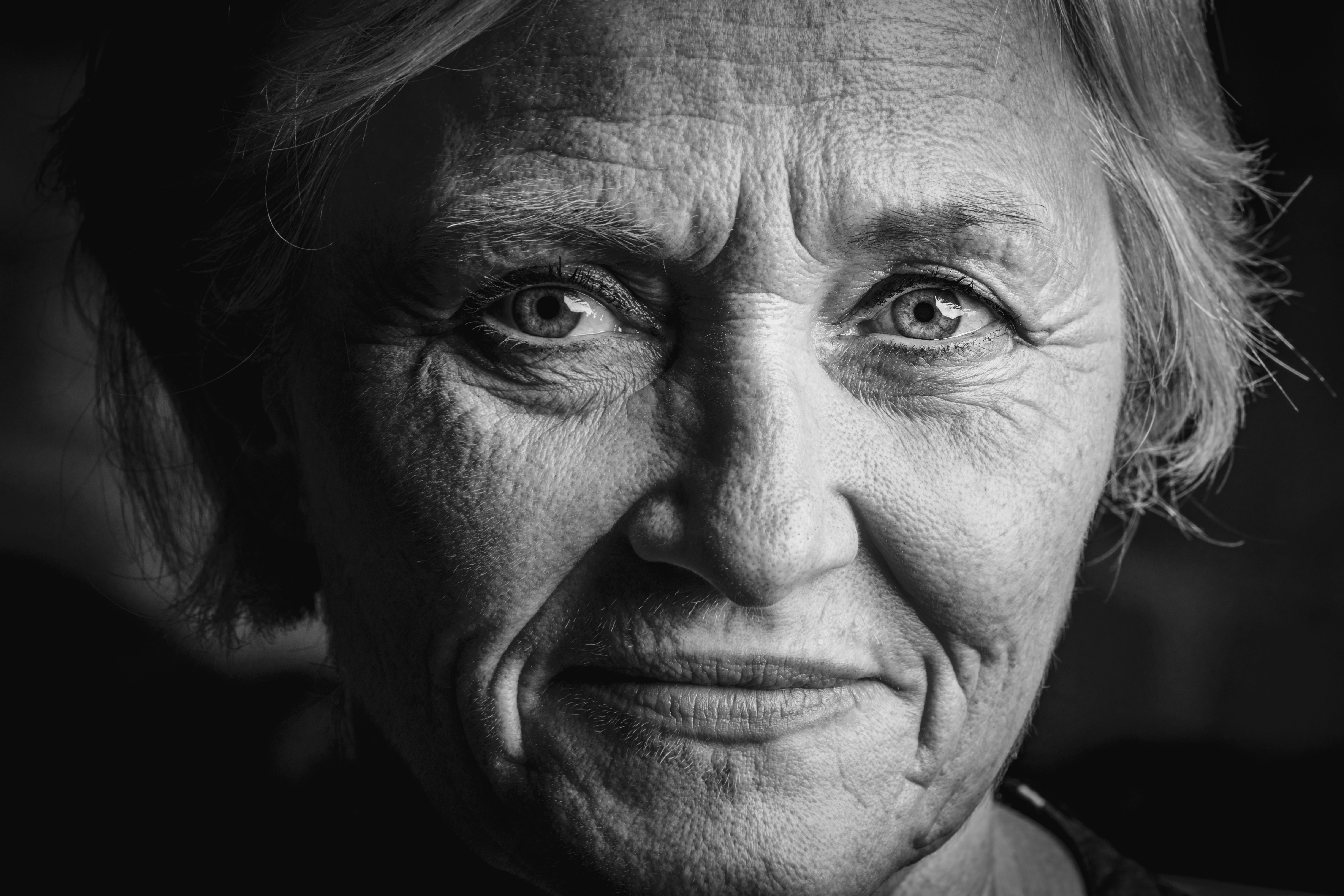 Z życia wzięte. "Pół życia poświęciłam wnuczce, a ona czeka tylko na spadek": Dla niej mogłabym już nie istnieć