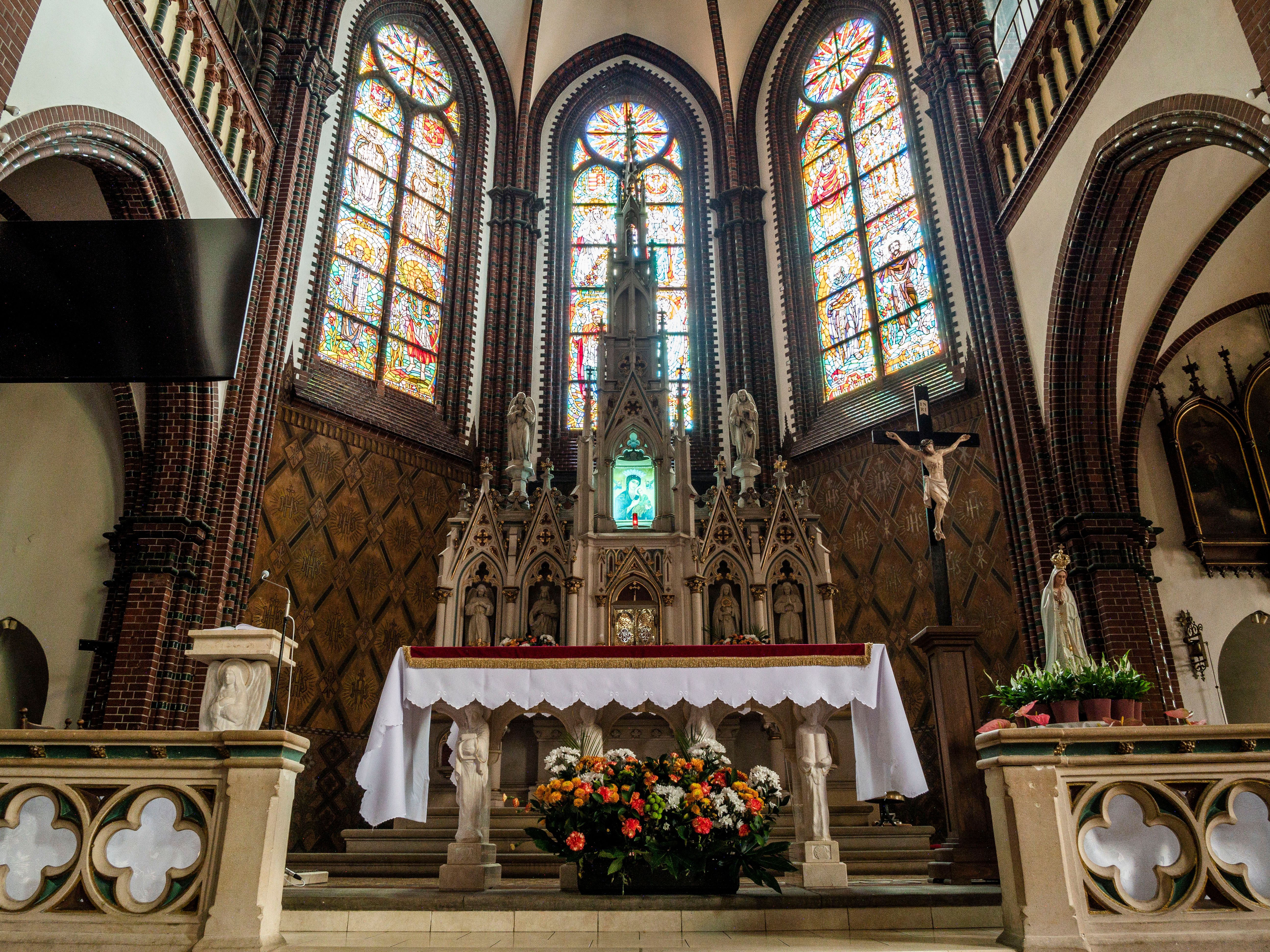 Nowe zasady w Kościele od 18 września. Episkopat podjął istotną decyzję