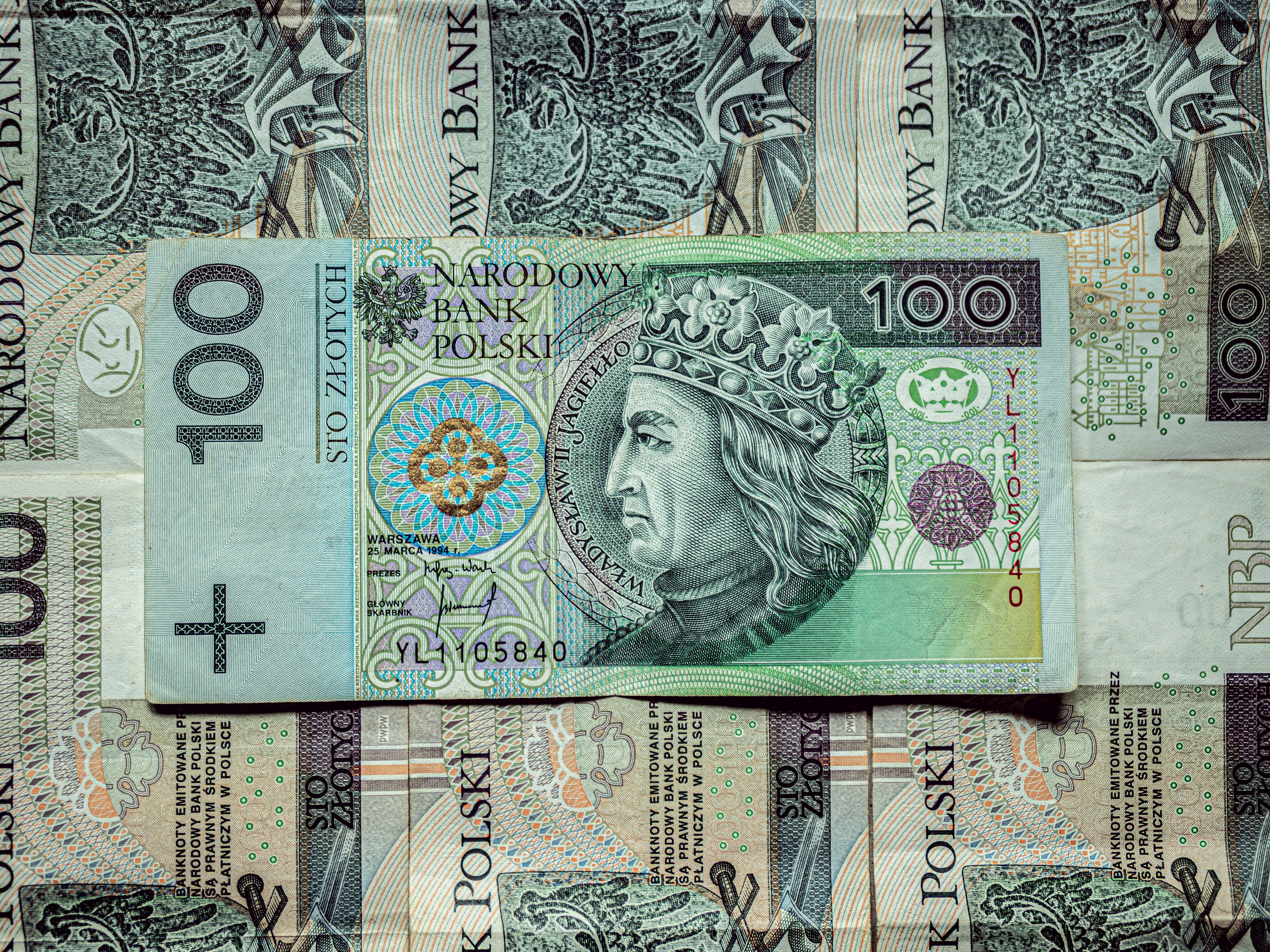 Ta renta wzrośnie od stycznia. Seniorzy mogą dostać choćby 400 zł więcej miesięcznie